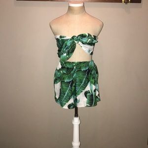 Two piece palm outfit NWOT